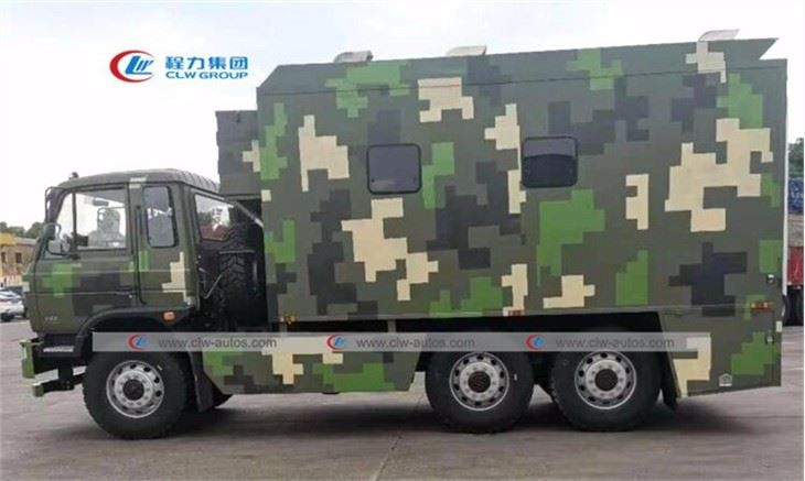 6WD Dongfeng Off Road Mobile Kitchen Truck