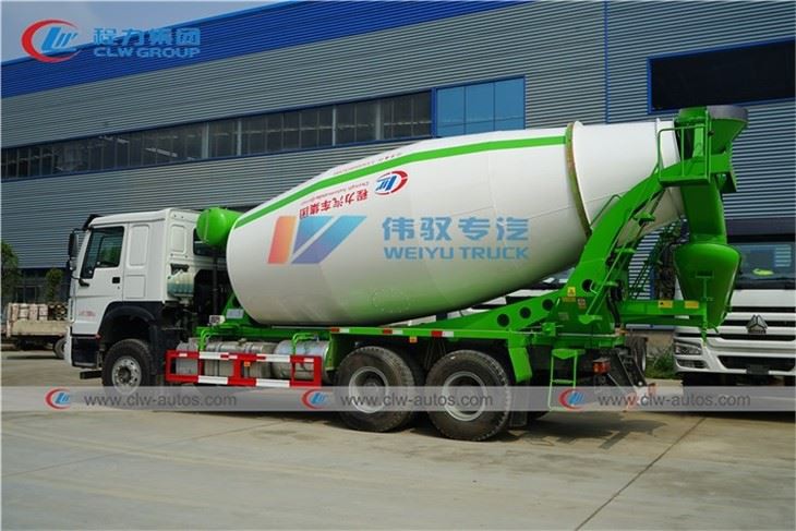 10CBM SINOTRUK HOWO Cement Mixer Truck