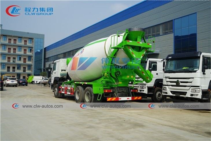 10CBM SINOTRUK HOWO Cement Mixer Truck