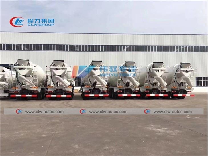 10CBM SINOTRUK HOWO Cement Mixer Truck