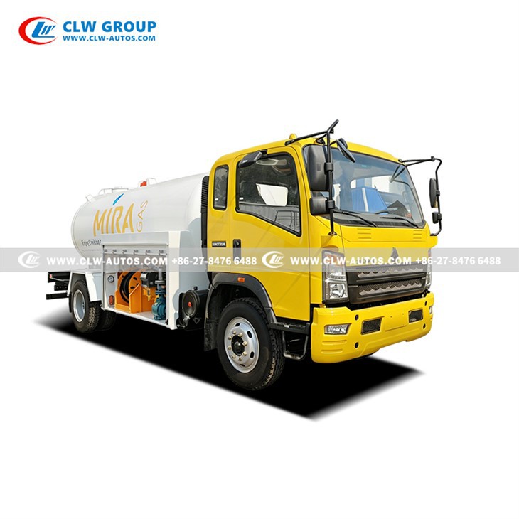 5MT LPG Bobtail Truck Sinotruk