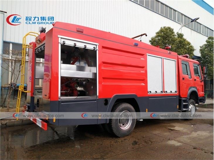 Off Road Rescue 4x4 FWD Fire Fighting Truck