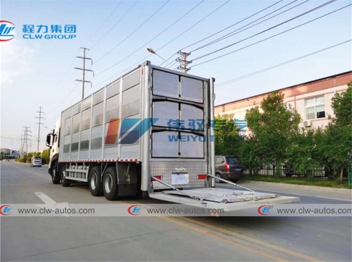 Aluminum Alloy Dongfeng 8X4 Pig Goat Cow Transport Van Truck