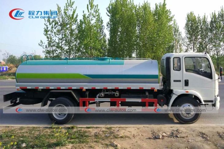 China 4x2 HOWO 8CBM Drinking Water Delivery Truck