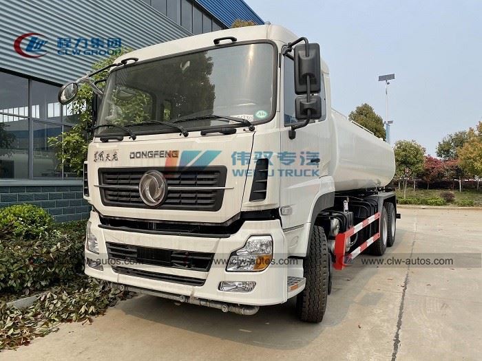 China Dongfeng 6*4 Water Sprinkler Tanker Truck