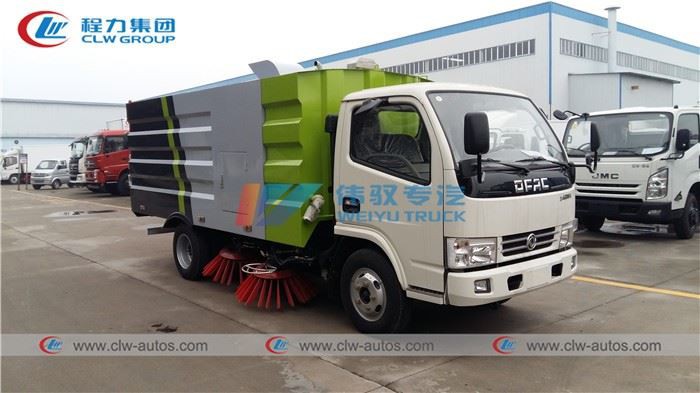 China 5tons Dongfeng Road Sweeper Truck