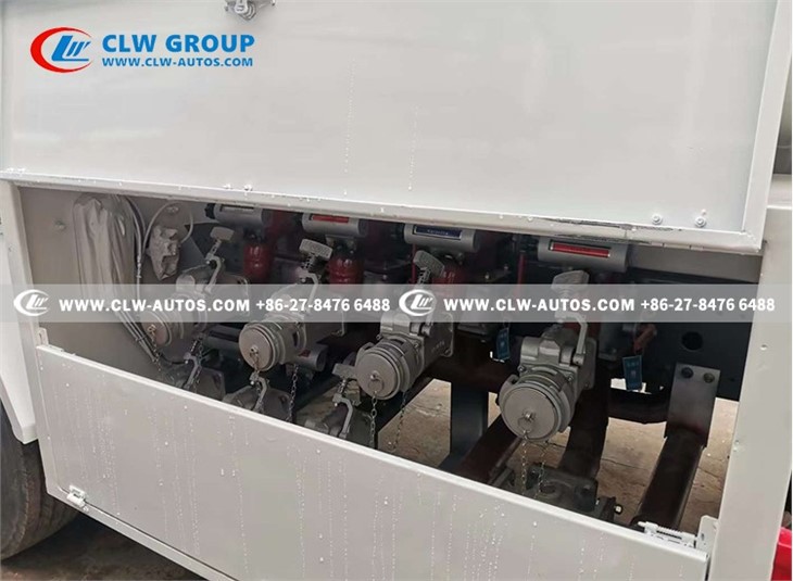 CNHTC HOWO N7B 371HP 30m3 Fuel Delivery Truck
