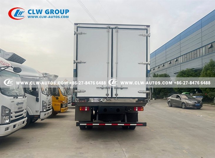 10Tons HOWO Reefer Truck