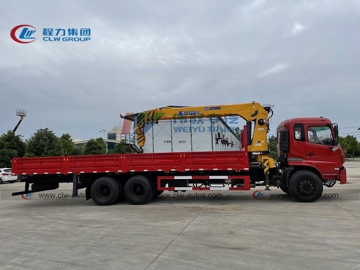 Dongfeng 10Tons Telescopic Boom Crane Truck