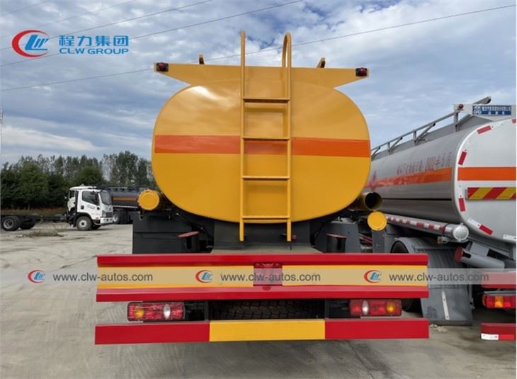 Dongfeng 4x2 10M3 Oil Delivery Tank Truck