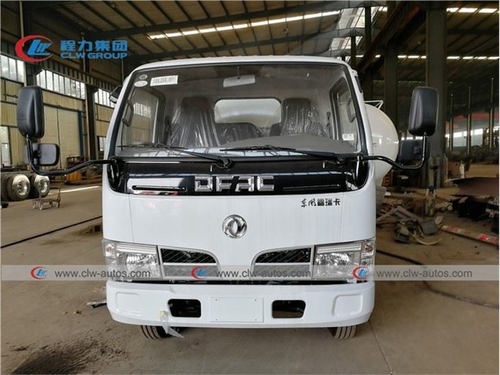 Dongfeng 5000Liters 2.5Tons LPG Bobtail Truck