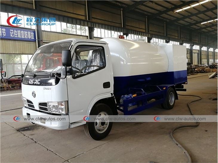 Dongfeng 5000Liters 2.5Tons LPG Bobtail Truck