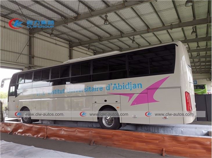 Dongfeng 58 Seats Bus