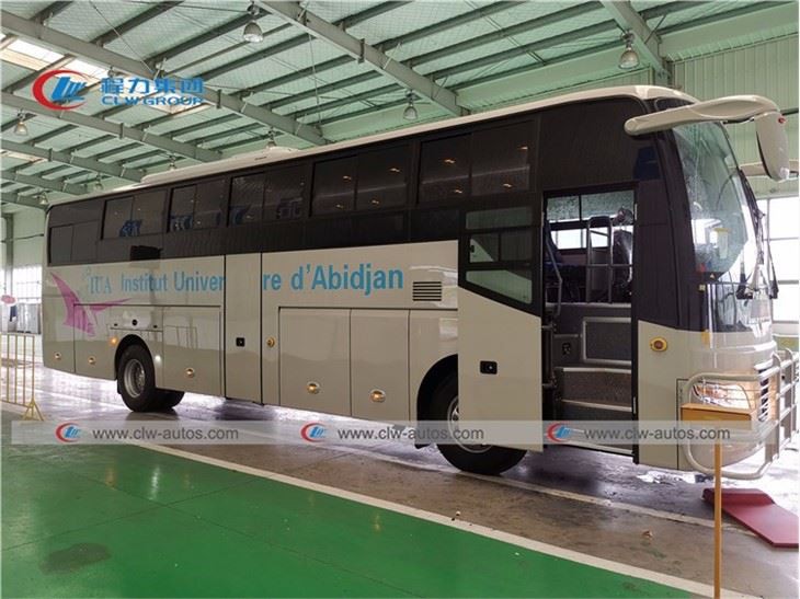 Dongfeng 58 Seats Bus