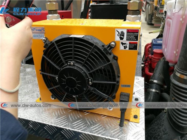 Dongfeng 6CBM Asphalt Distributor Sprayer