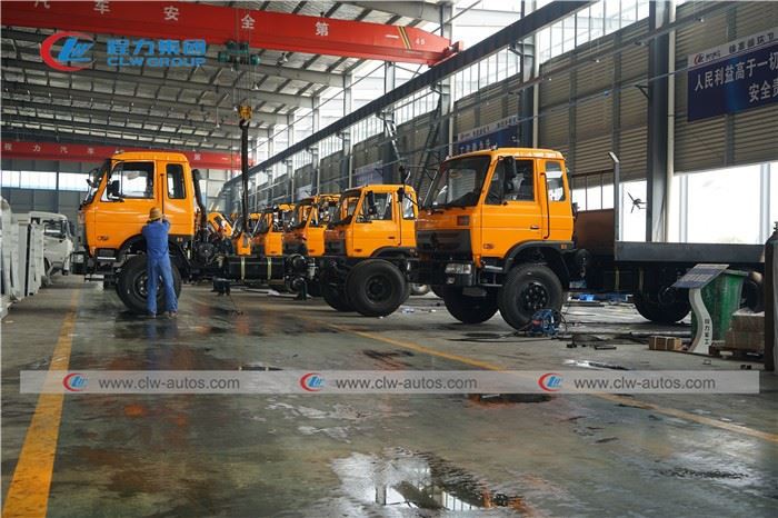 Dongfeng 8CBM Rear Loader Swing Arm Garbage Truck