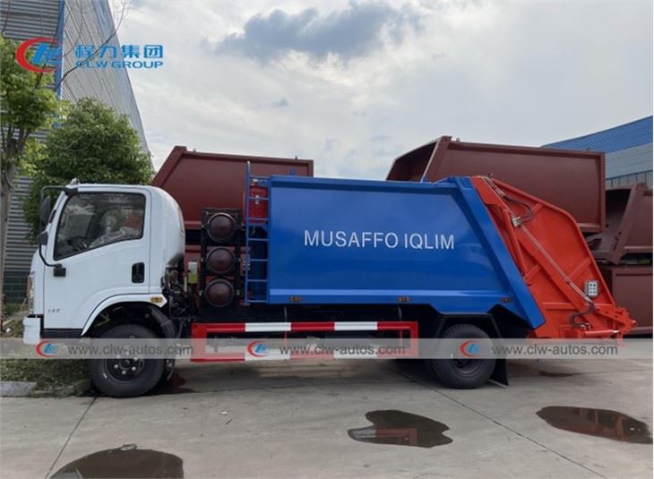 Dongfeng CNG Engine 5CBM Garbage Compactor Truck