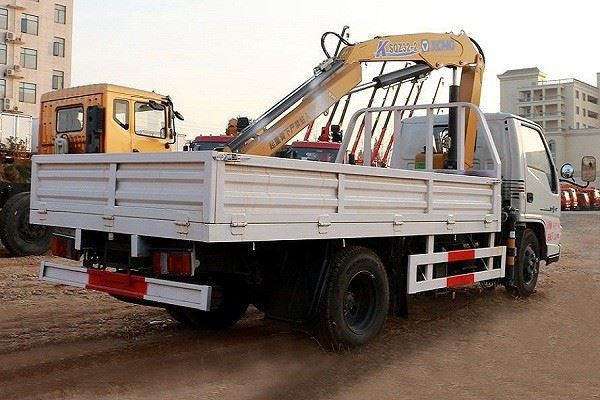 Dongfeng Knuckle Boom Truck