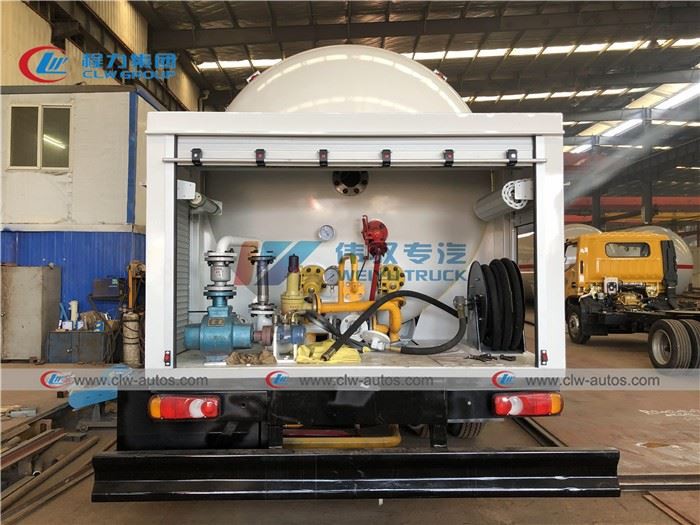 Dongfeng LHD 10tons LPG Bobtail Truck