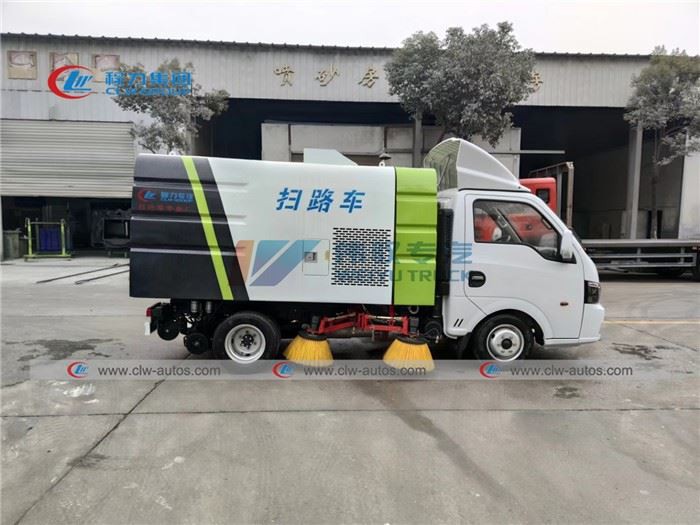 Dongfeng Small Size Road Sweeper Truck