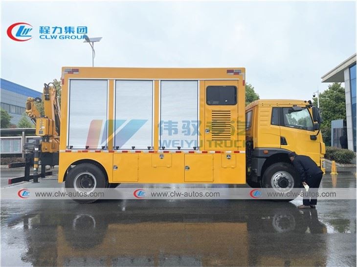 FAW 4X4 Mobile Workshop Truck