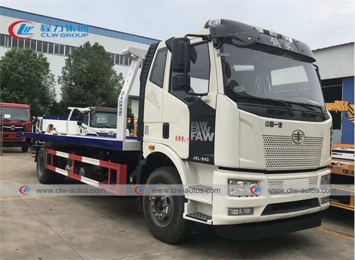 FAW 8Tons Flatbed Towing Wrecker Truck