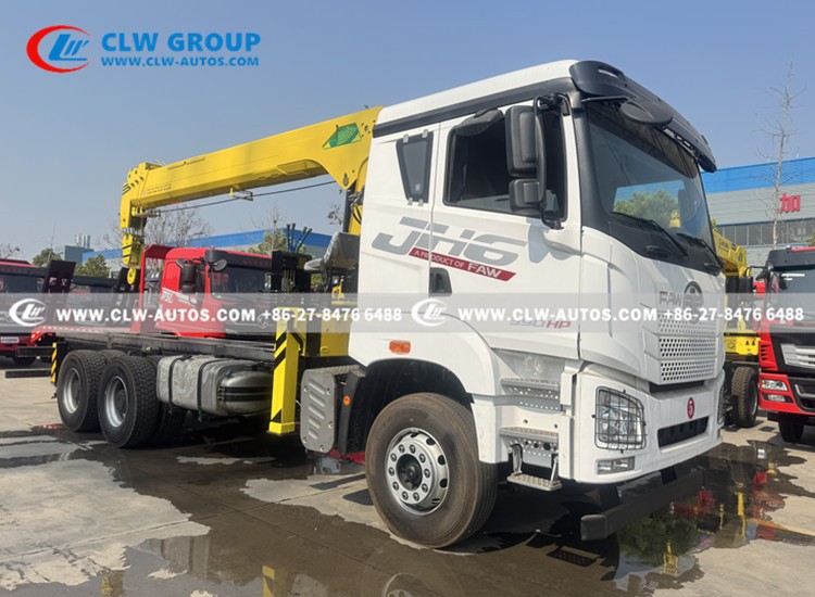 FAW JH6 Truck With Unfolding Crane