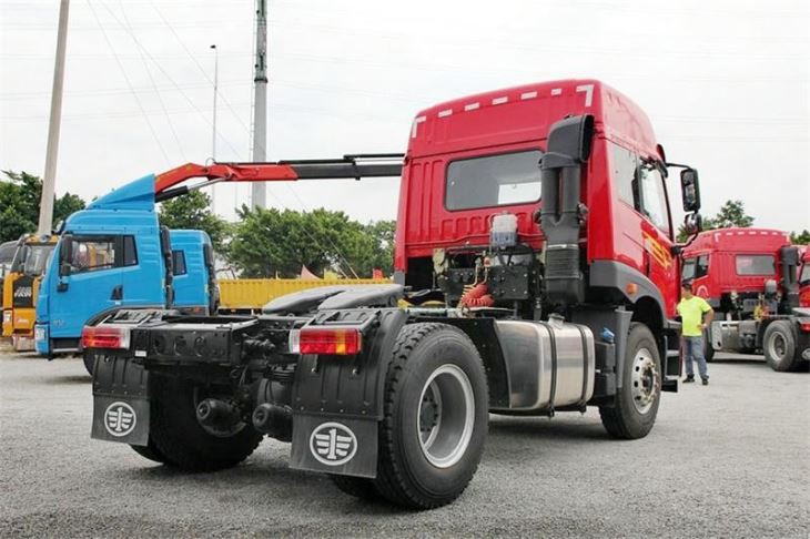 FAW Tractor Head Truck