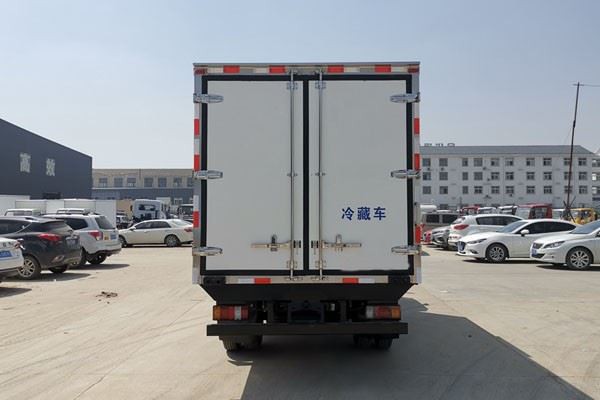 Fish Transport Refrigerated Van Truck