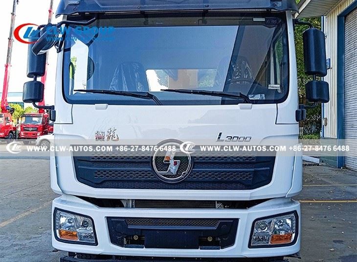 Flatbed Recovery Truck With 8 Ton Crane