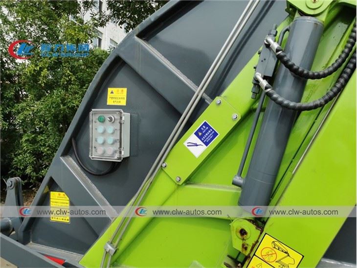 Forland 3Tons ~4Tons Small Refuse Collection Garbage Compacting City Waste Delivery