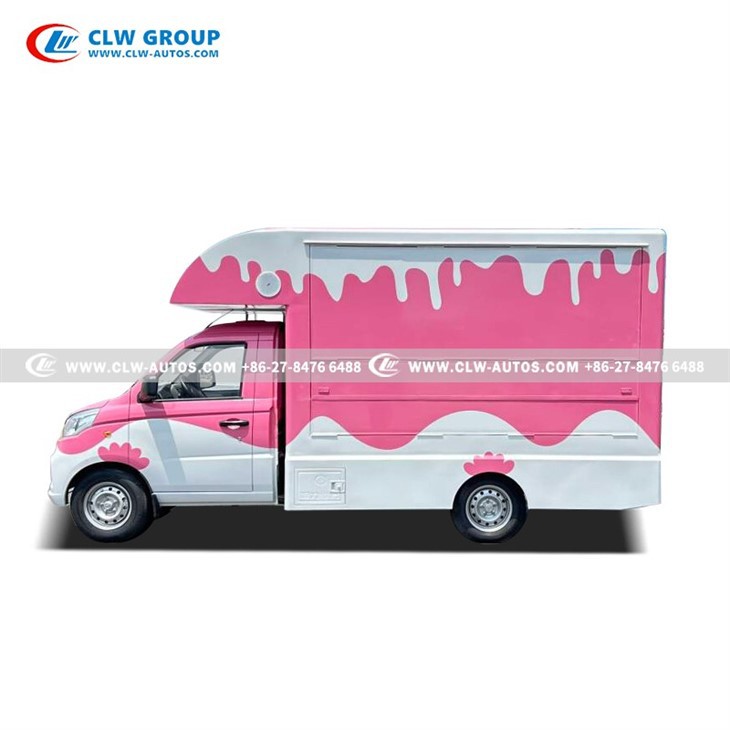 FOTON 4-Wheel Gasoline Mobile Food Truck