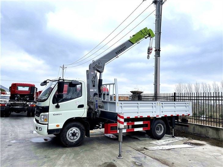 FOTON RHD Cargo Truck Mounted 5Tons Telescopic Boom Crane
