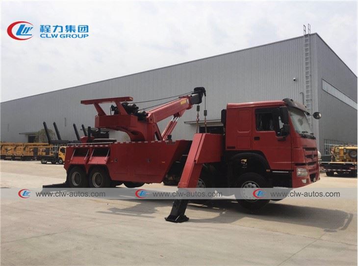 Heavy Duty Sinotruk Howo 12-wheel 50t Tow Truck