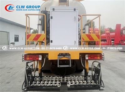 HOWO 10 Ton Bitumen Distributor Truck best