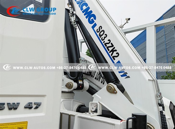 HOWO 3 Ton Crane Truck