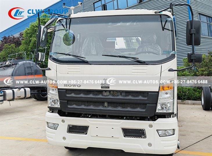 HOWO 3 Ton Crane Truck