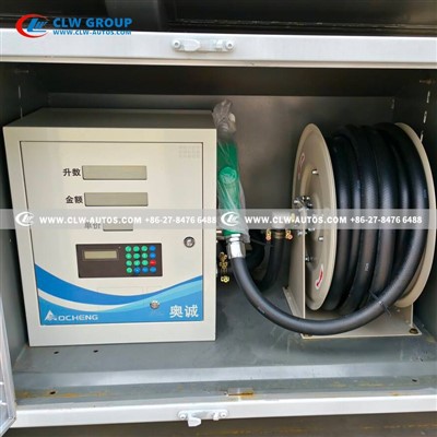 HOWO 30cbm Oil Tanker Truck Acid and Alkali Resistant Suitable for Pharmaceutical