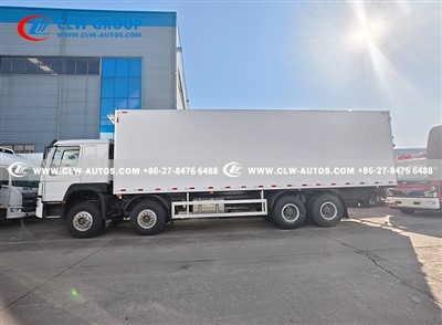 ZZ1317N3867W Sinotruk HOWO 45Cbm Freezer Refrigerator 8x4 Refrigerated Truck