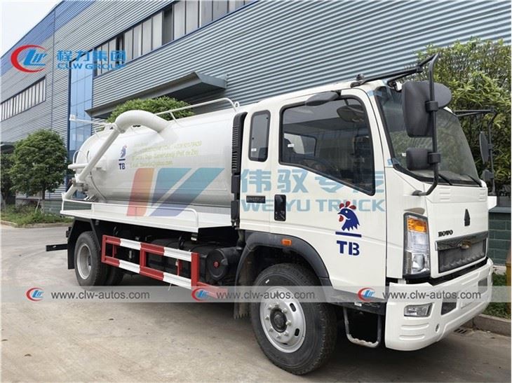 Howo 4X2 10,000L 10Tons Vacuum Septic Truck