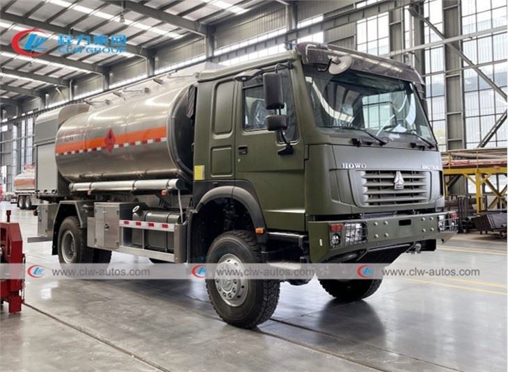 HOWO 4x4 15000L Aviation Jet A1 Refueling Tank Truck