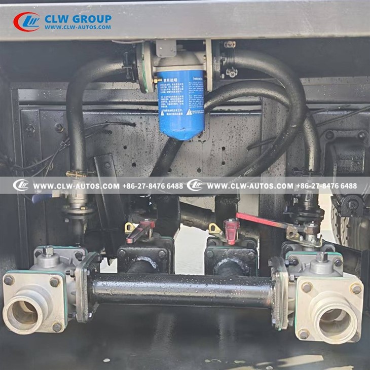 HOWO 4x4 Fuel Dispenser Truck 5000L