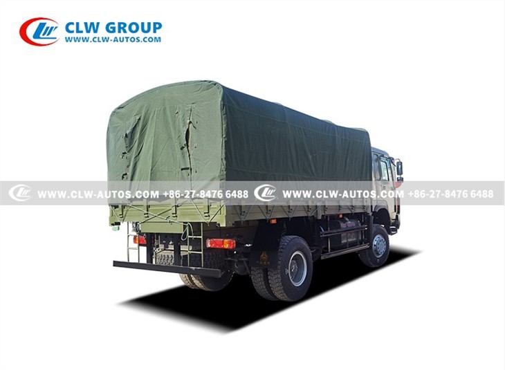 HOWO 4X4 Off Road Troop Carrier With Tarpaulin
