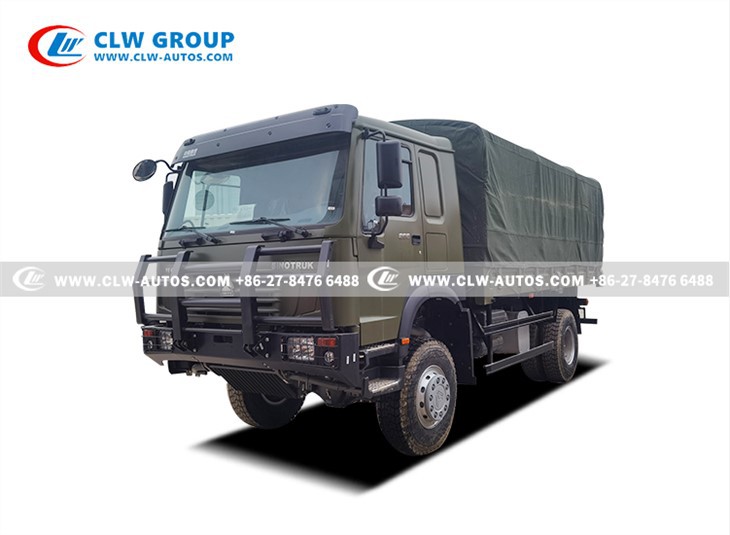 HOWO 4X4 Off Road Troop Carrier With Tarpaulin