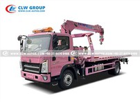 HOWO 5 Tons Wrecker Truck With 5 Tons Crane