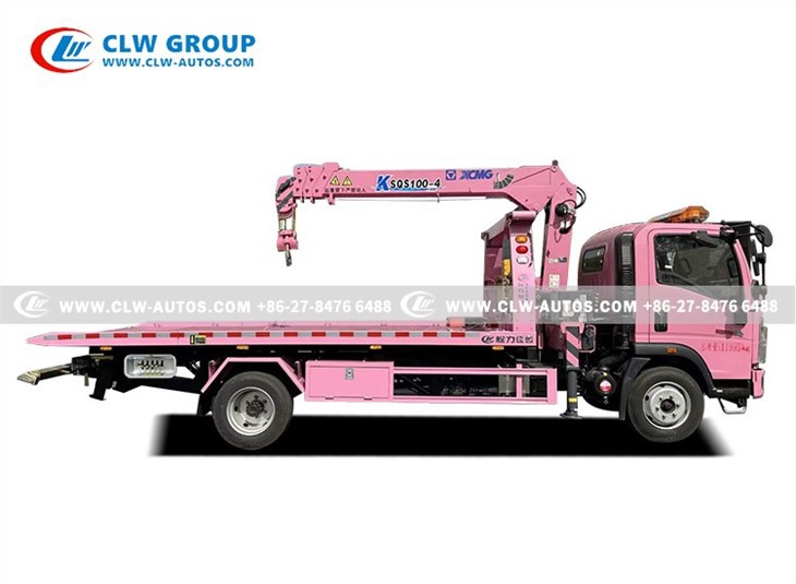 HOWO 5 Tons Wrecker Truck With 5 Tons Crane