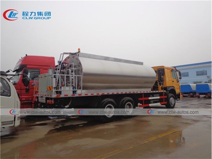 Howo 6X4 16CBM Interlligent Asphalt Distribution Truck