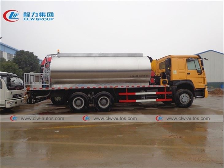 Howo 6X4 16CBM Interlligent Asphalt Distribution Truck