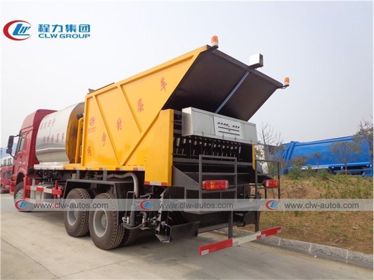 HOWO 6X4 Asphalt And Gravel Synchronous Sealer Truck