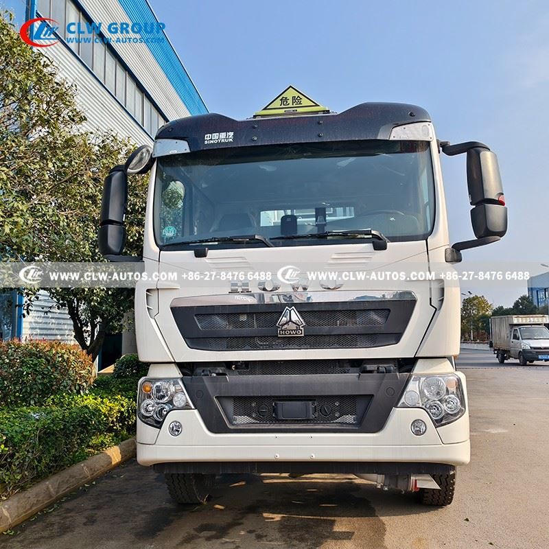 HOWO 15 Tons Explosive Mixing Truck